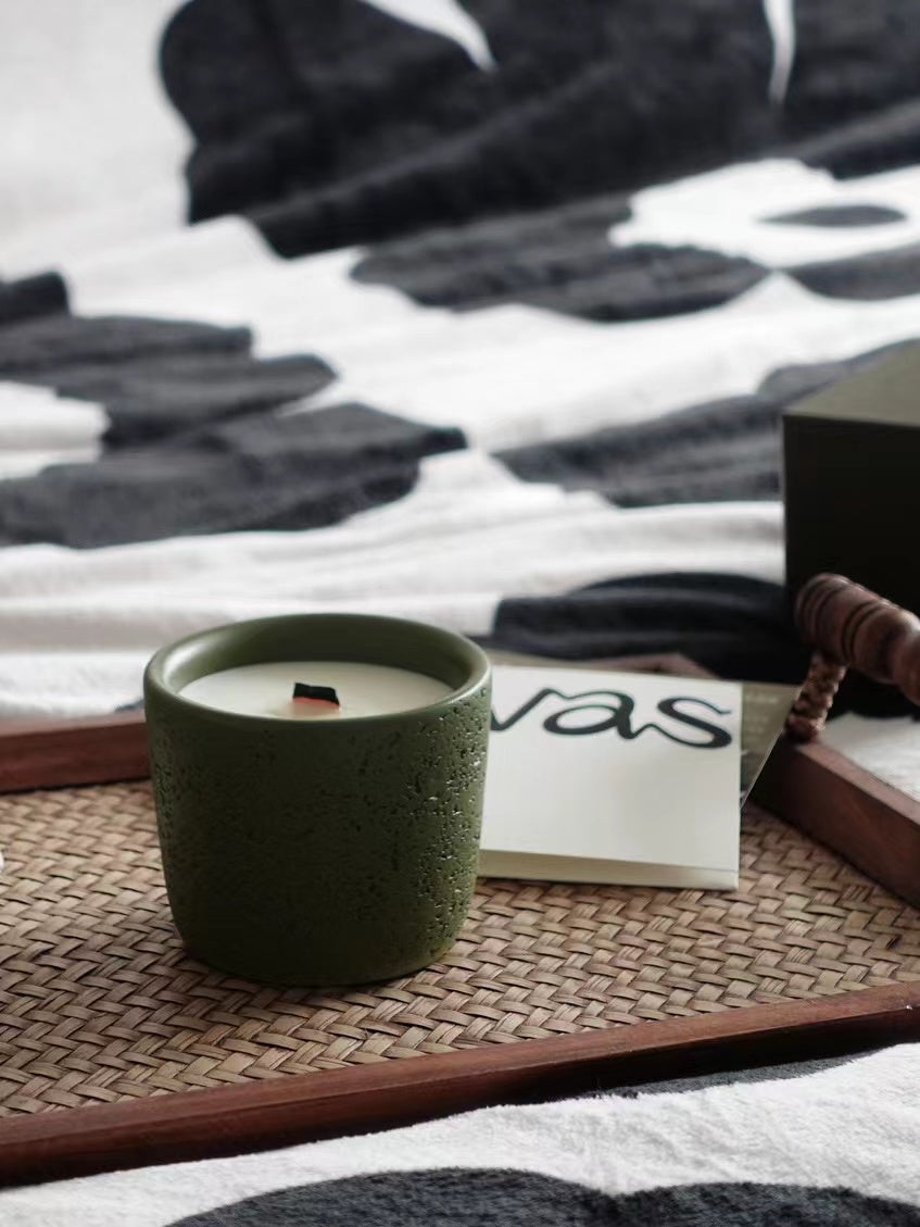 ICELANDIC TUNDRA · Candle — 200g